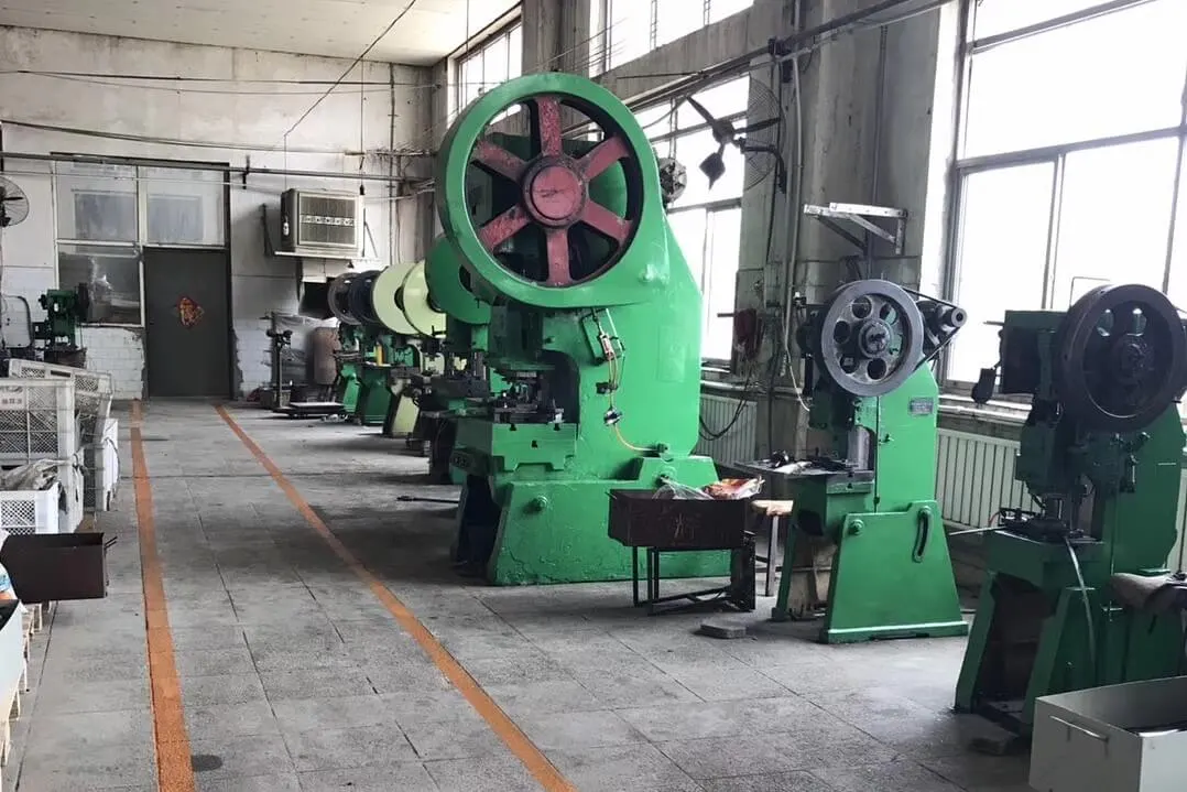 Demeite hose clamp factory production equipment